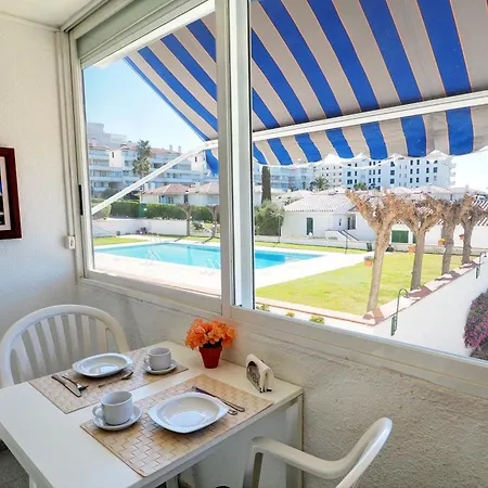 The Moon By Hello Homes Апартаменти